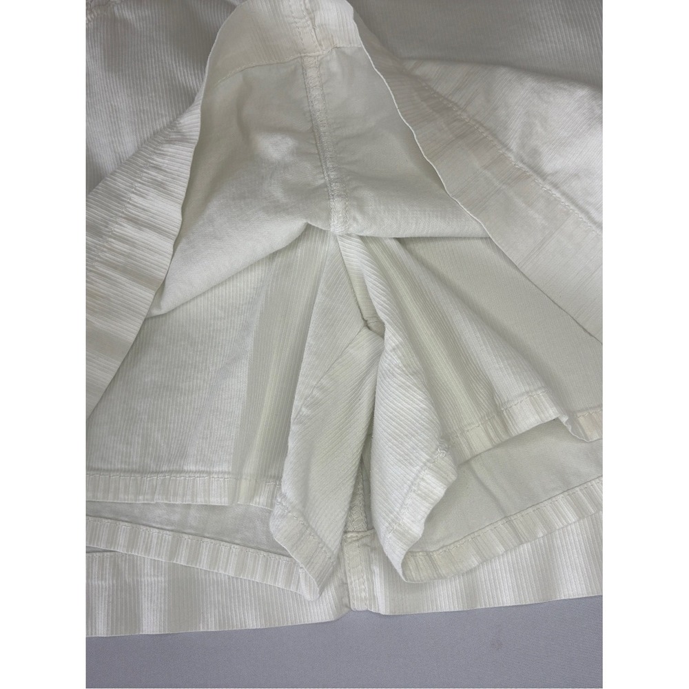 CLEARANCE-croft & barrow White Mini Skort with Front Button and zipper - Picture 6 of 8